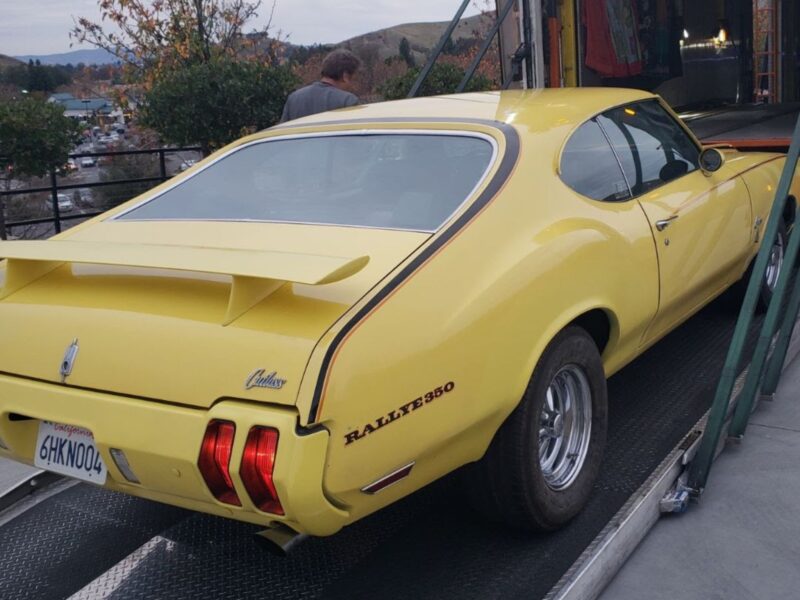 STOLEN! Have You Seen This 1970 Oldsmobile Cutlass Rallye 350?