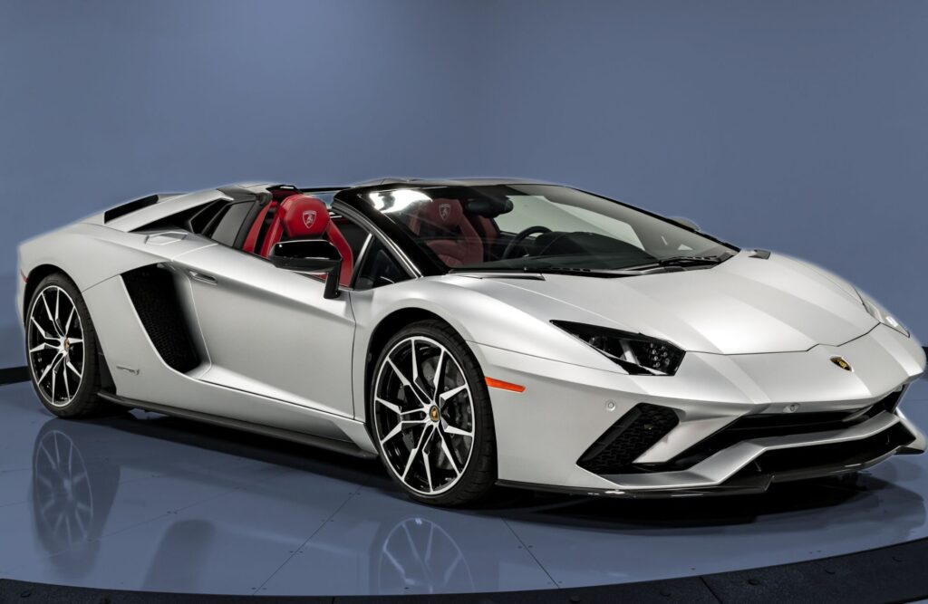 Did This STOLEN Lamborghini Aventador LP740-4 S Fly Out Of DWF?