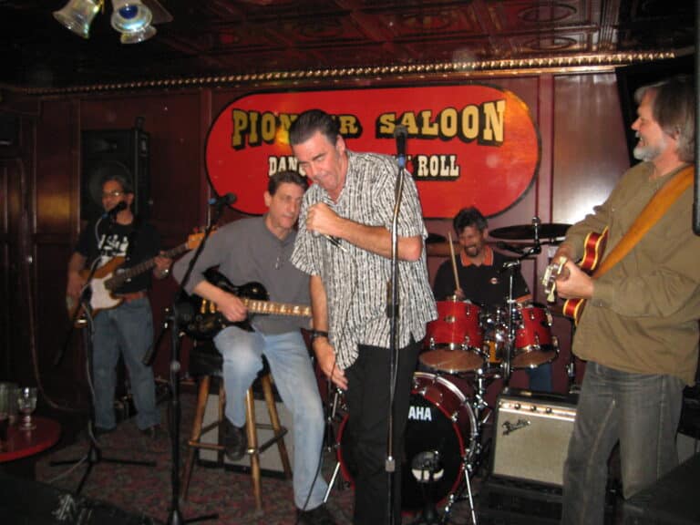 Stolen black 2006 Gibson Les Paul Studio electric guitar with gold hardware, Serial Number 028661310, reported stolen in Maryvale, Arizona. Stolen 911 Case 26-0114.