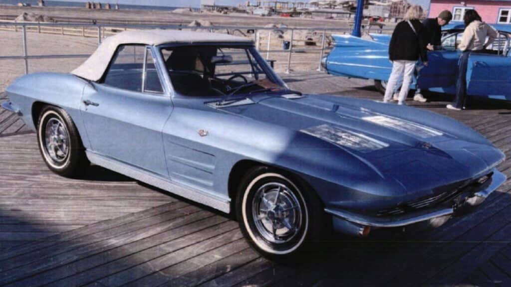 Stolen 1963 blue Chevrolet Corvette (VIN #30867S117662) missing from Philadelphia, PA." and "Profile view of the stolen 1963 Chevrolet Corvette with PA license plate T7MR.